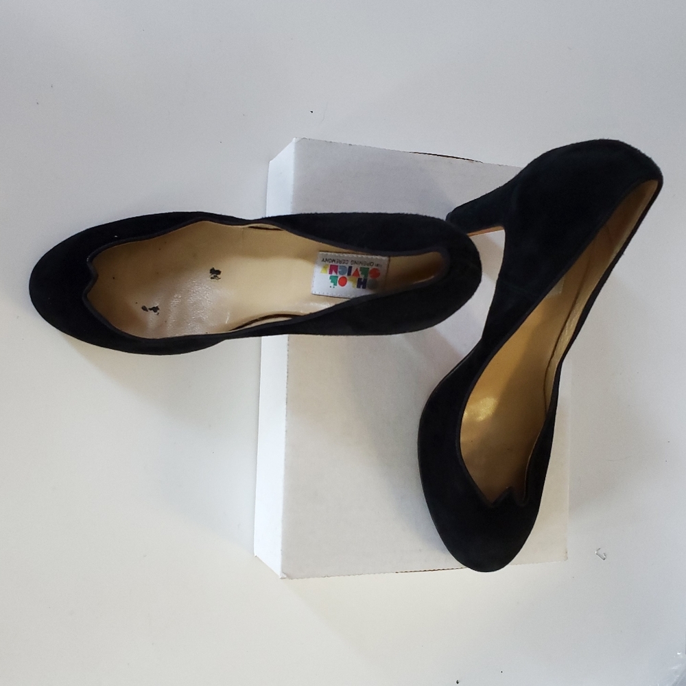 Chloë Sevigny x Opening Ceremony Black Suede Heels 9 - Picture 6 of 7